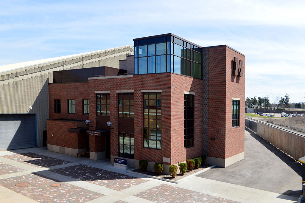 01_um_softball_center_exterior