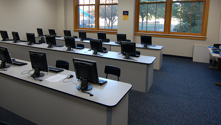 bay_city_pub_schools_central_high_computer_lab