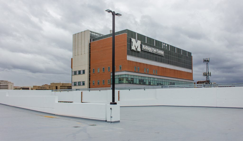 UM-Wall-st-02