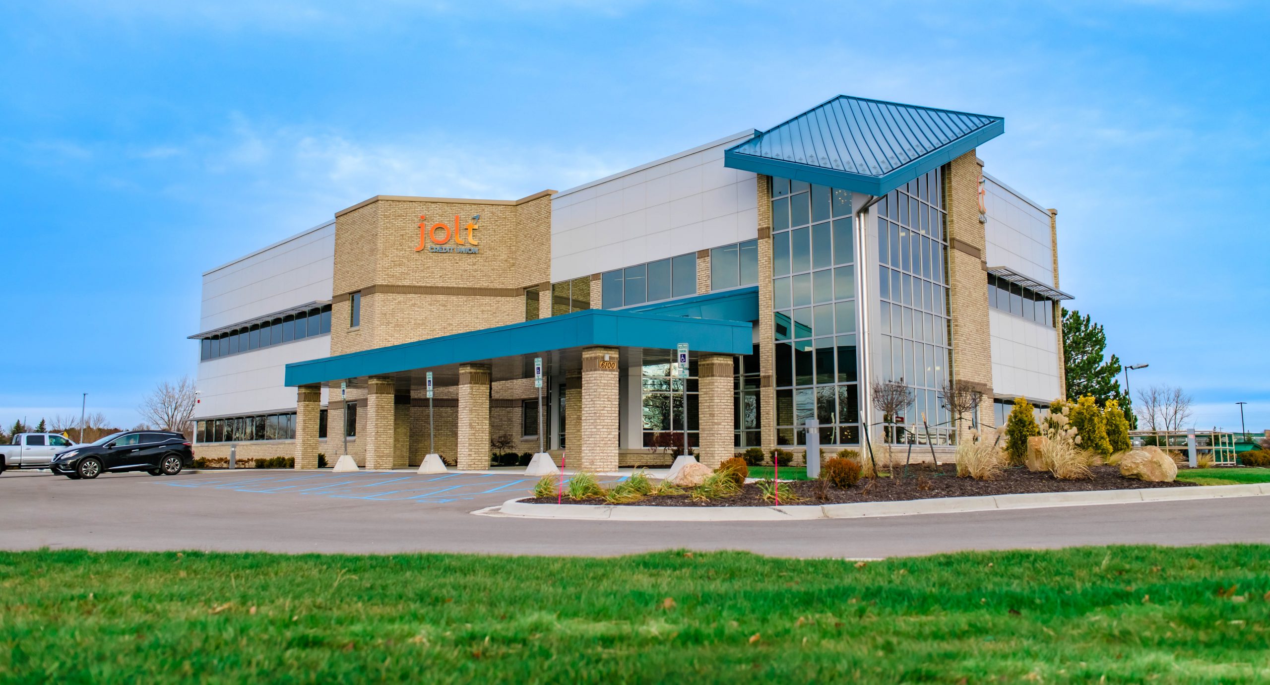 JoltCreditUnionExterior2022-2--web